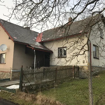 Chalupa Na Kopci Holiday home *