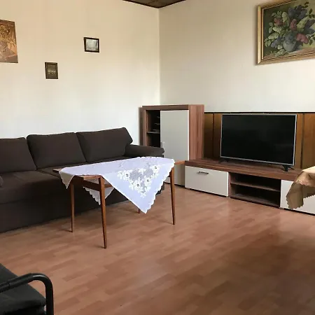 Chalupa Na Kopci Holiday home *